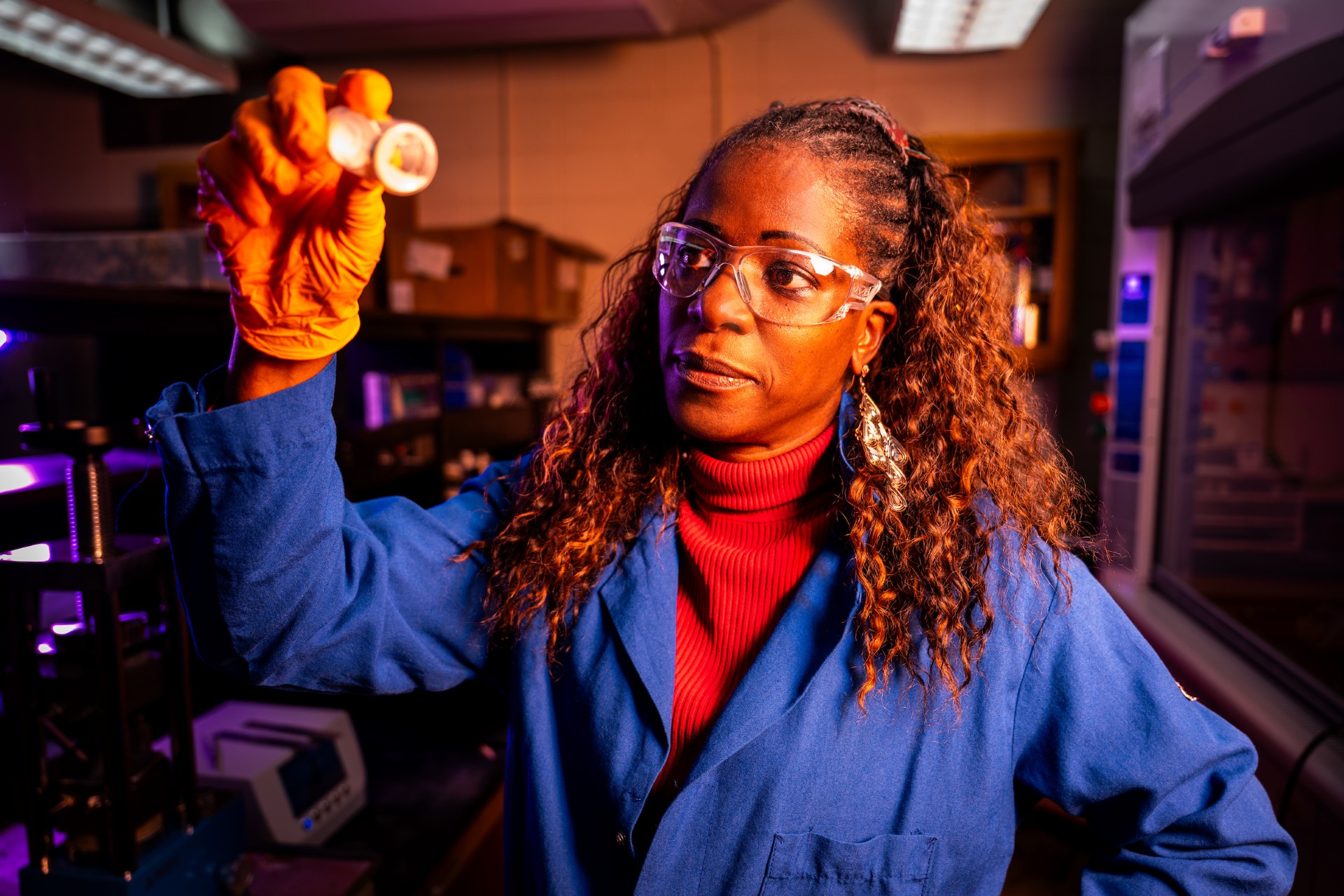 Chemist Wins National Award for Dye That Helps Surgeons Spot Cancer