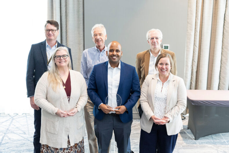 Research Staff Awards Honor Unsung Heroes Behind Medical Breakthroughs