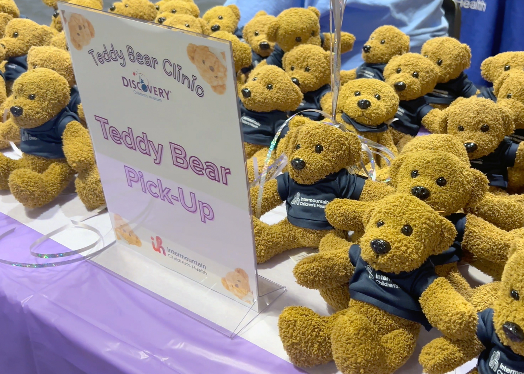 Teddy Bear Clinics Help Children Overcome Fear of Doctors Through Play